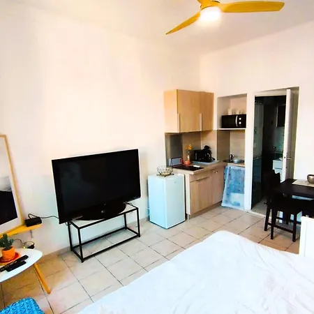 Charming Ideal For Congresses And Holidays Live In Gazagnaire Daire *