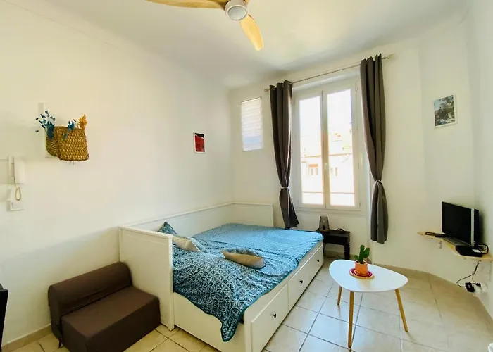 Charming Ideal For Congresses And Holidays Live In Gazagnaire * كان